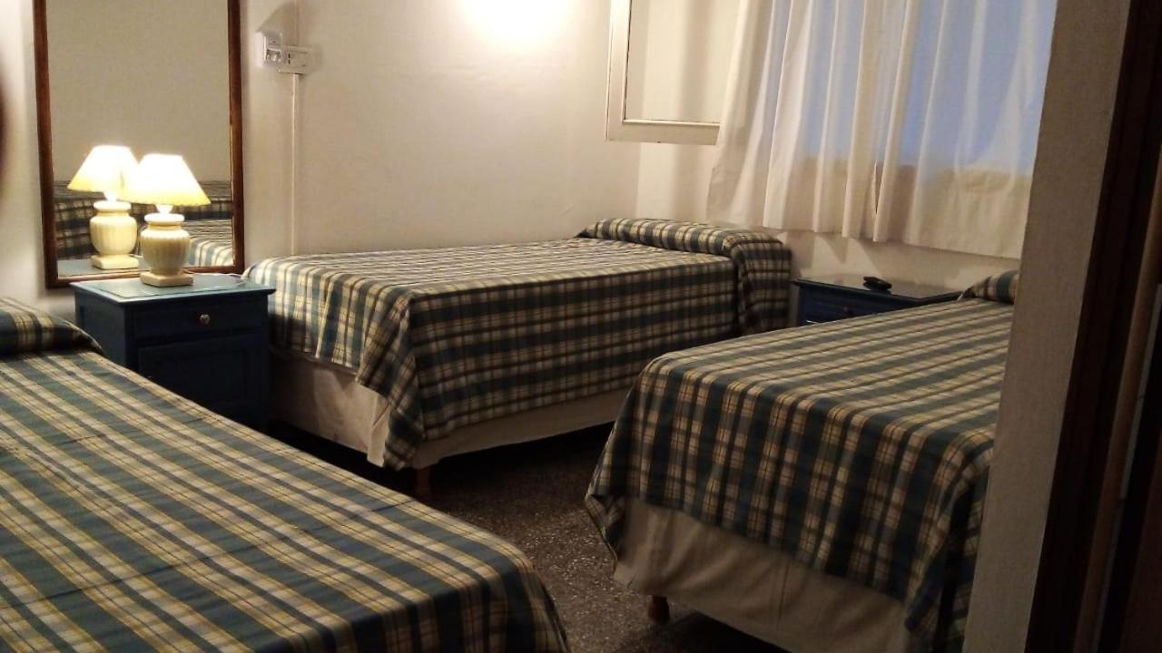 Hosteria Sajonia Villa Gesell Buitenkant foto