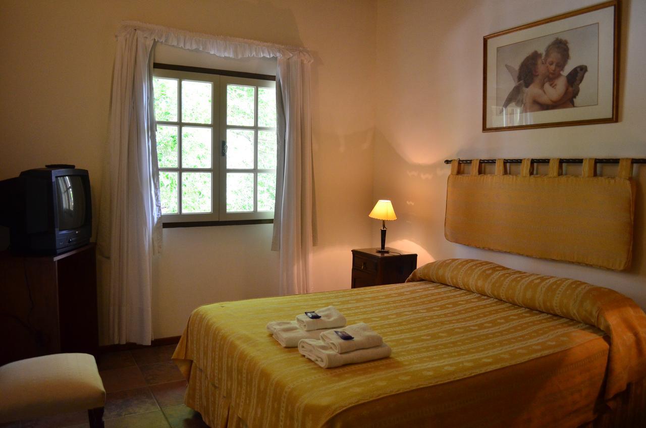 Hosteria Sajonia Villa Gesell Buitenkant foto