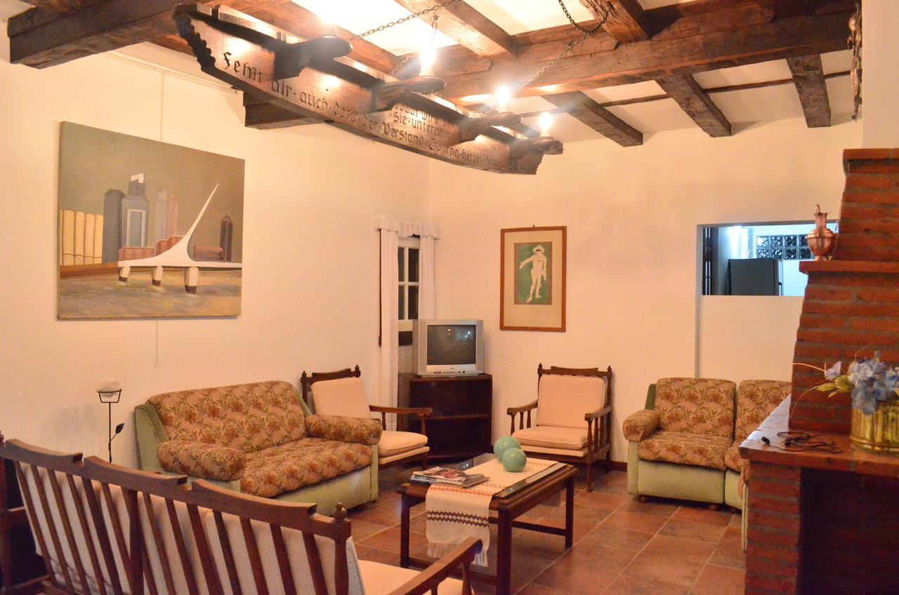 Hosteria Sajonia Villa Gesell Buitenkant foto