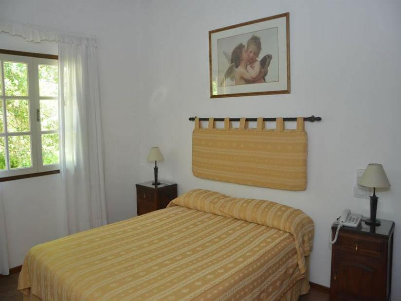 Hosteria Sajonia Villa Gesell Buitenkant foto