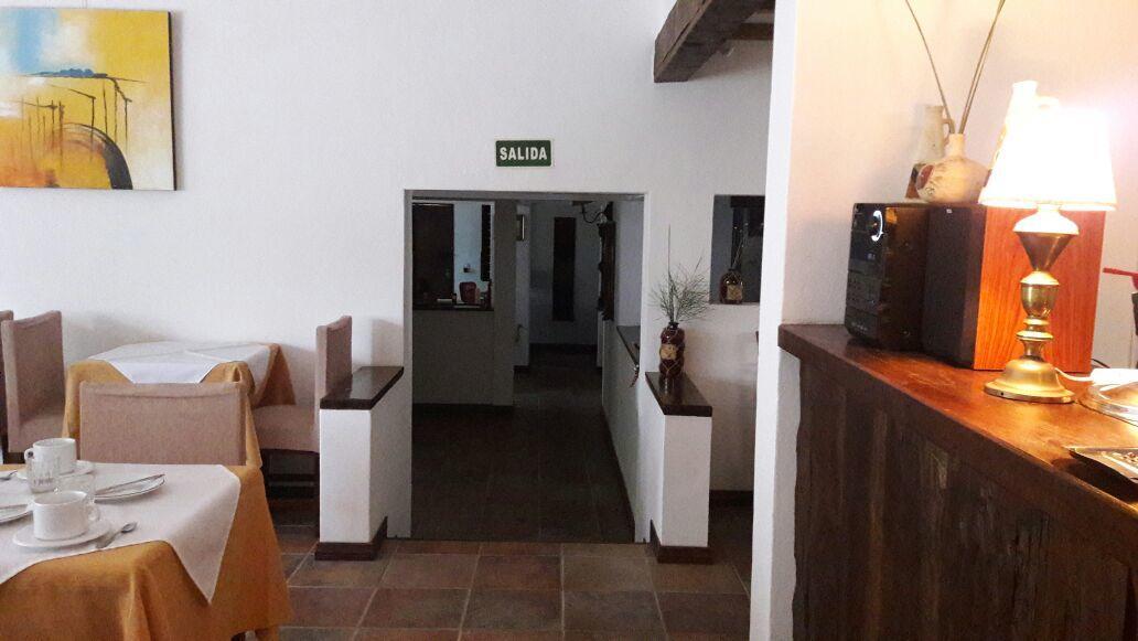 Hosteria Sajonia Villa Gesell Buitenkant foto