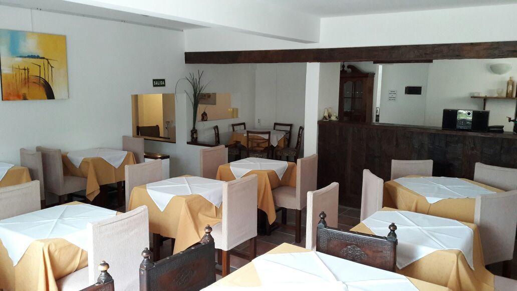 Hosteria Sajonia Villa Gesell Buitenkant foto