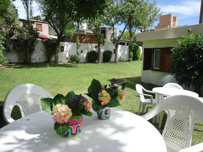 Hosteria Sajonia Villa Gesell Buitenkant foto